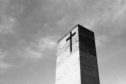 Global Tall Tales: A Modern Cross-Cultural Comparison