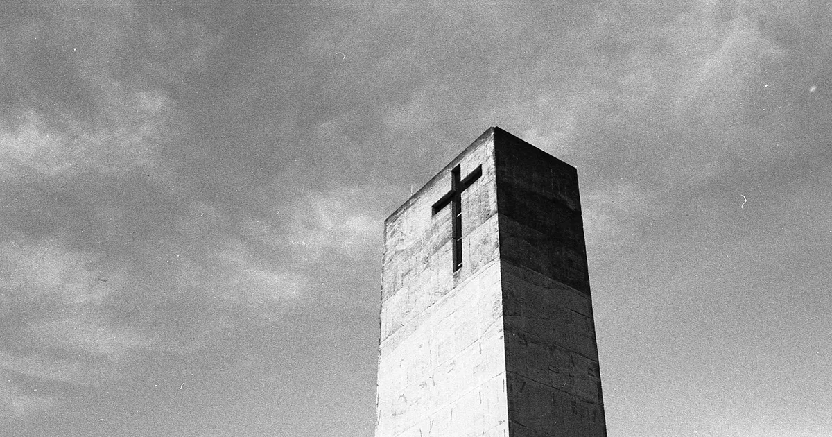 Global Tall Tales: A Modern Cross-Cultural Comparison