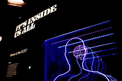 The neuroscience of fear: How sensory deprivation and high anxiety trigger supernatural sightings